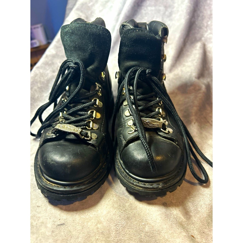 Women's Black Leather Motorcycle Biker Boots Size 7.5 Lug Sole Moto Combat
